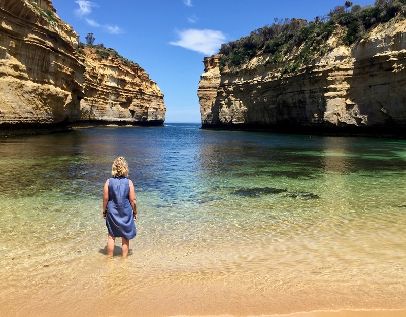 girl standing in the Great Ocean Road